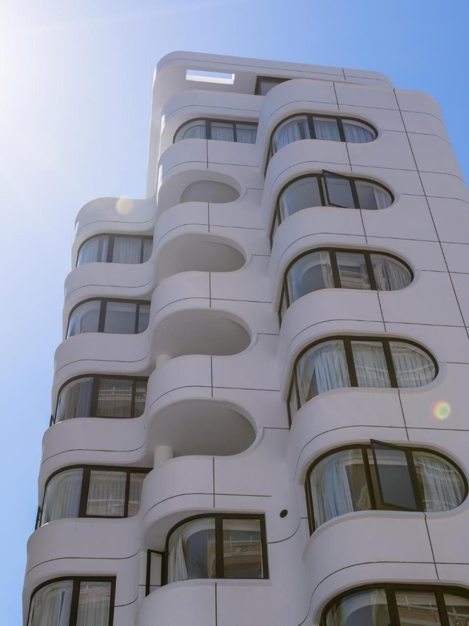 Apartment Upper Large Sunny *